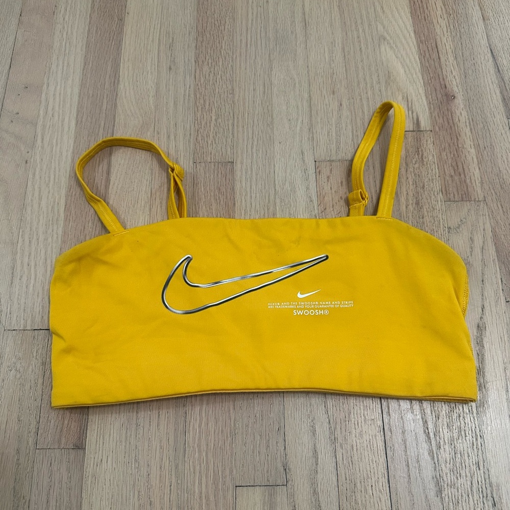 Nike Sports Bra - Yellow/Gold